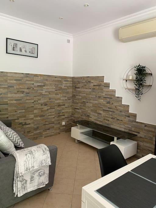 Villa Serenice - F2 Au Calme, Climatise, Wifi Et Parking Gratuit 外观 照片